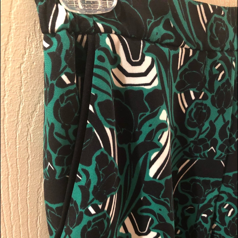 🎉HP🎉 [J. Crew] Floral Print Tuxedo Style Pants - Picture 5 of 6